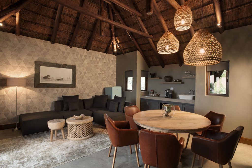 Africa Travel Mhondoro Game Lodge Spotlights African Design Family Suite
